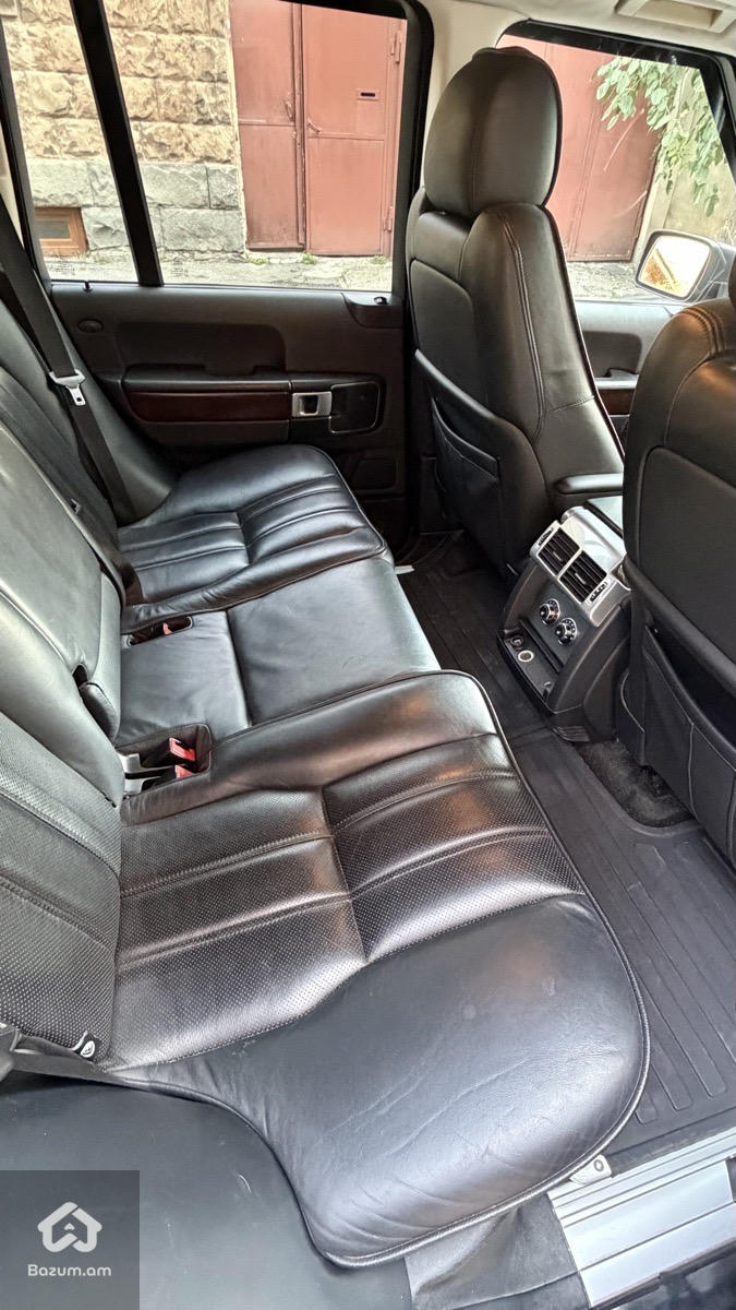 Range Rover Vouge - image 9