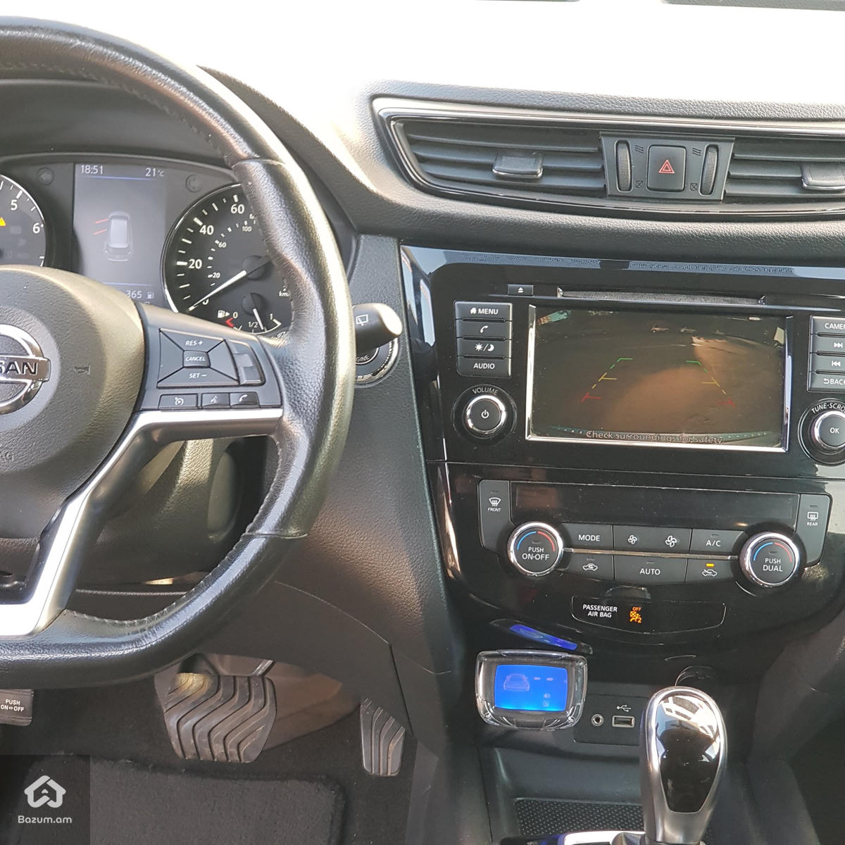 Nissan Rouge  - image 7