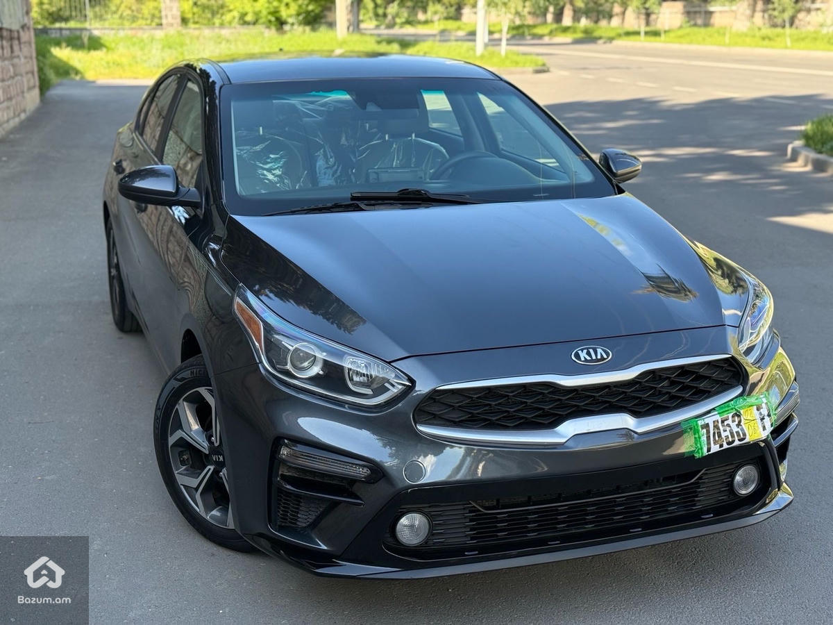 kia forte - image 2
