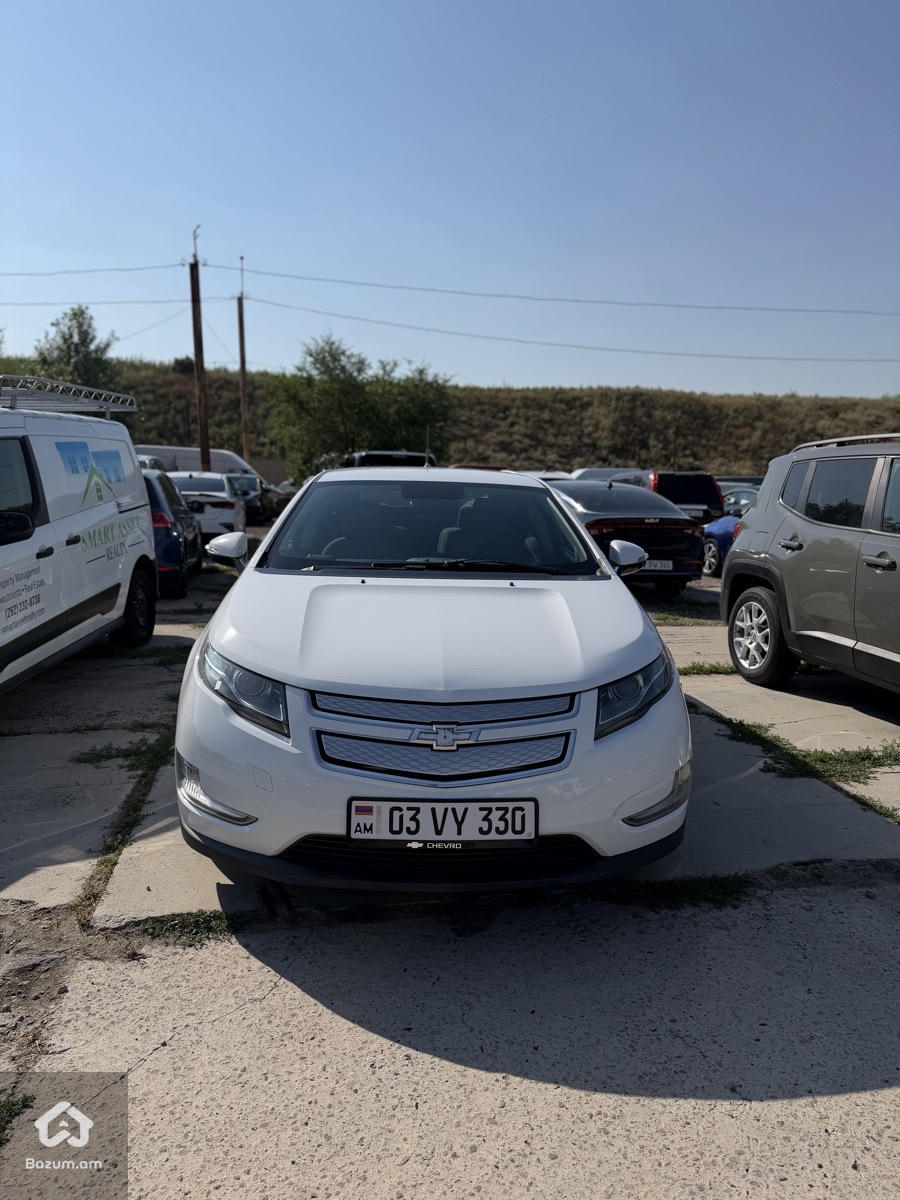 CHEVROLET VOLT 2013 - image 9