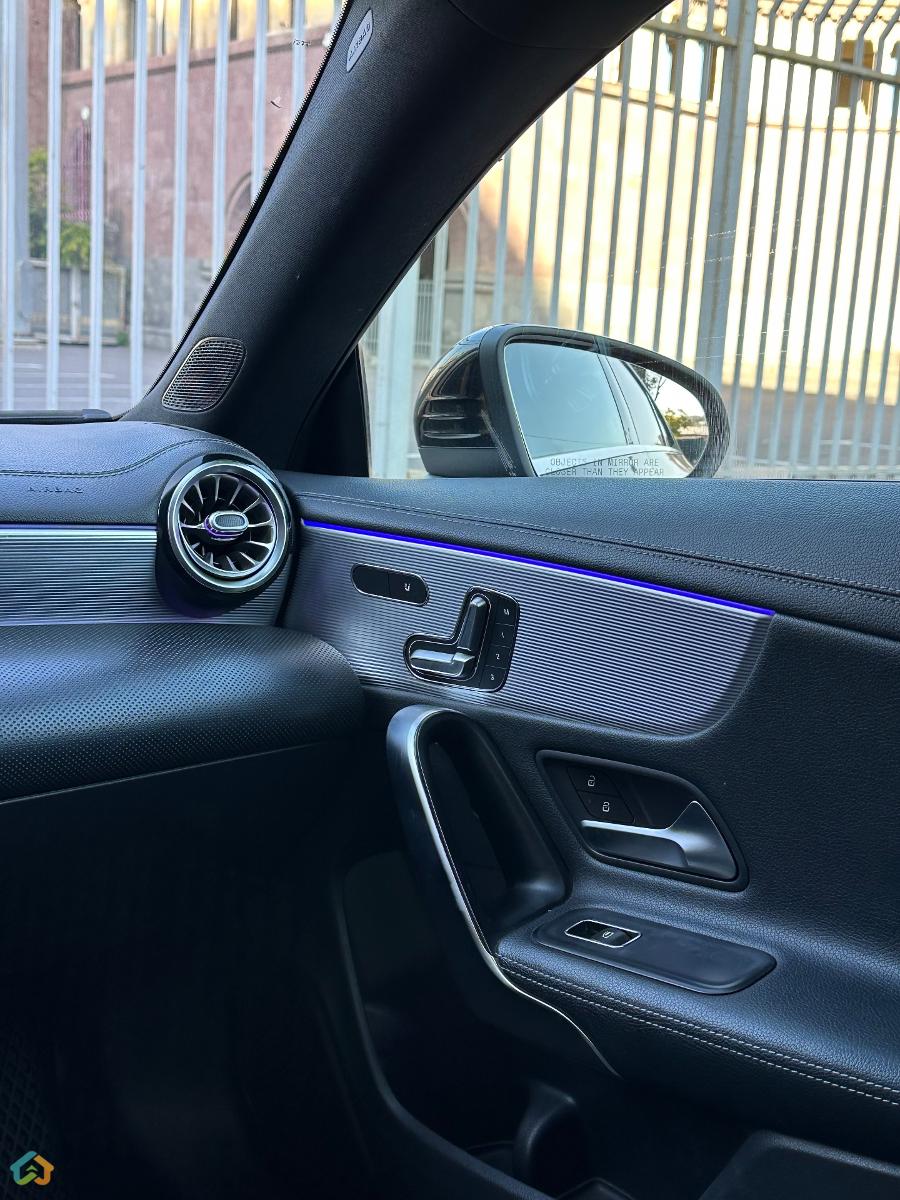 Mercedes Cla - image 9