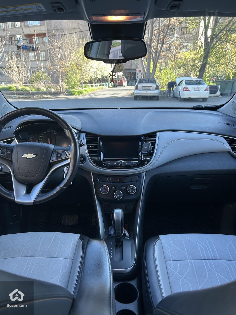 Chevrolet  - image 6