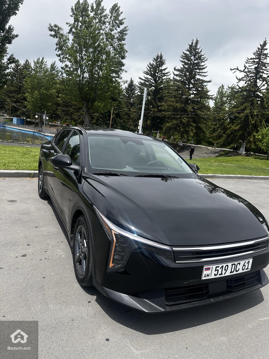 Kia k4 - image 12