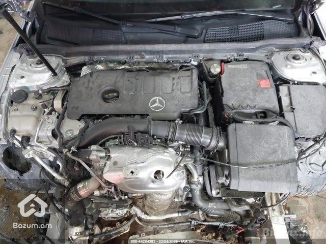 MERCEDES-BENZ A220 - image 9