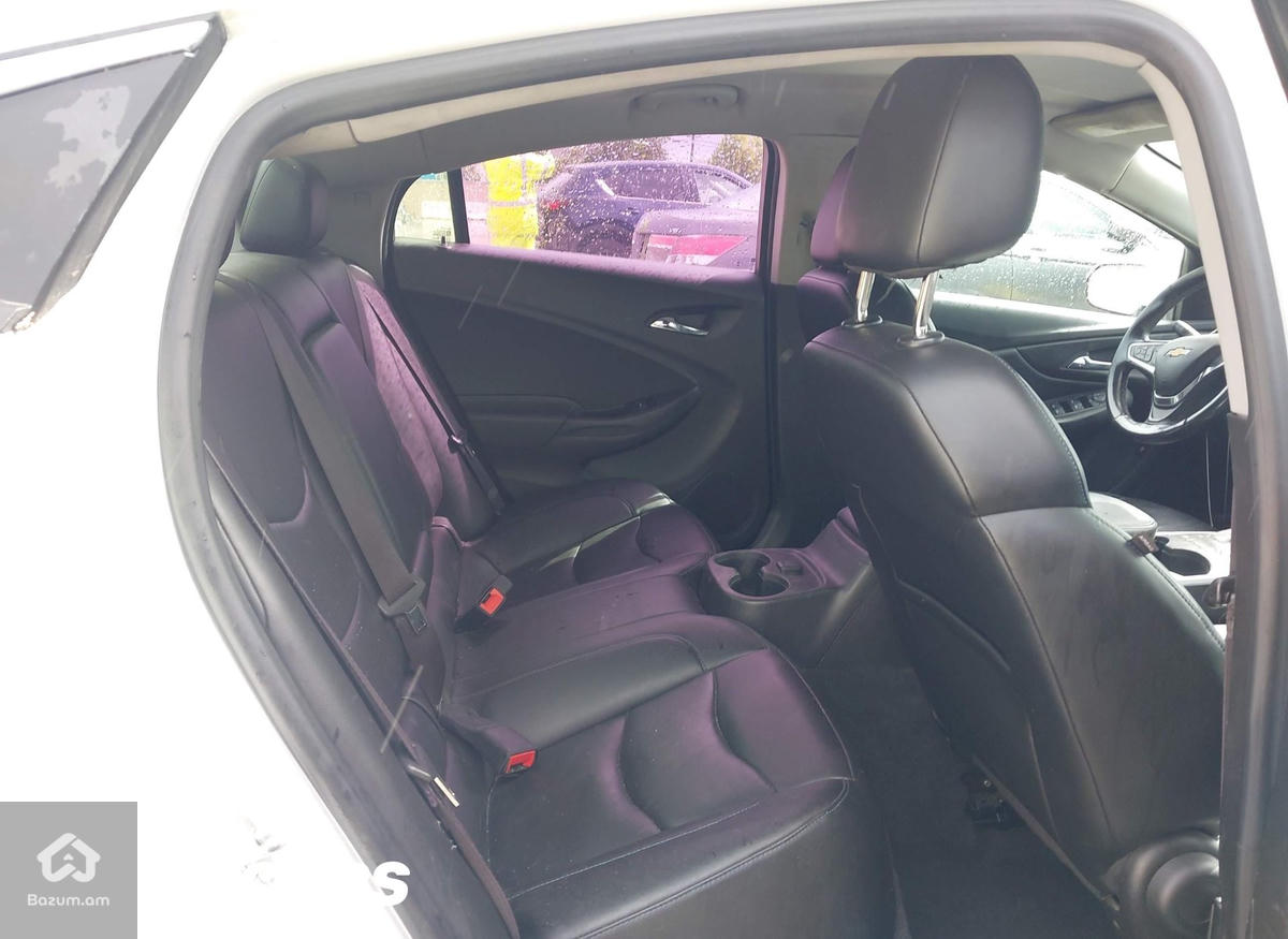 CHEVROLET VOLT LT 2017 - image 8