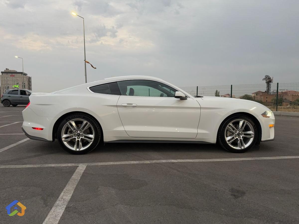 Ford Mustang 2.3l - image 6