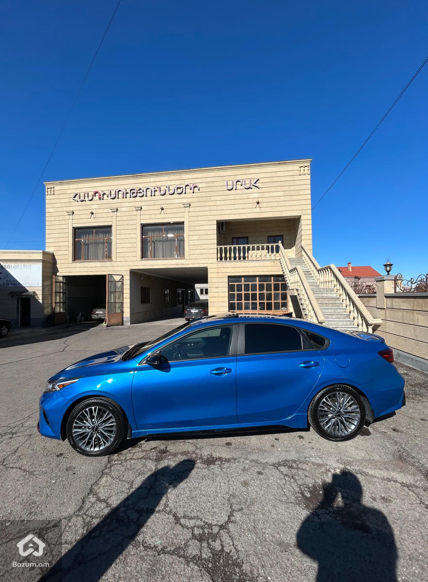 Kia Forte GT LINE Premium - image 6