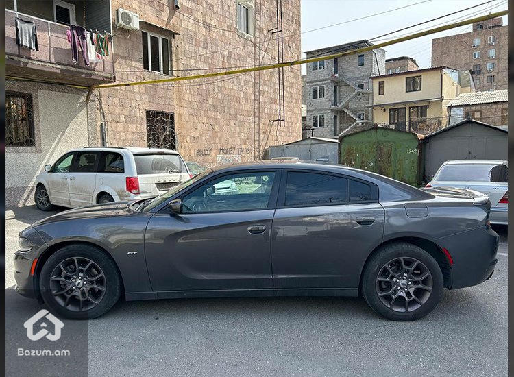 Dodge Charger GT Line - image 8