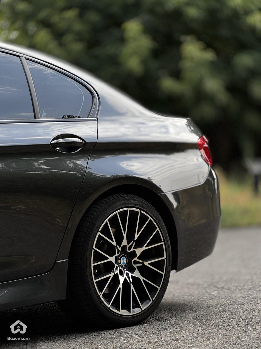 BMW 5 series 2016 - image 9
