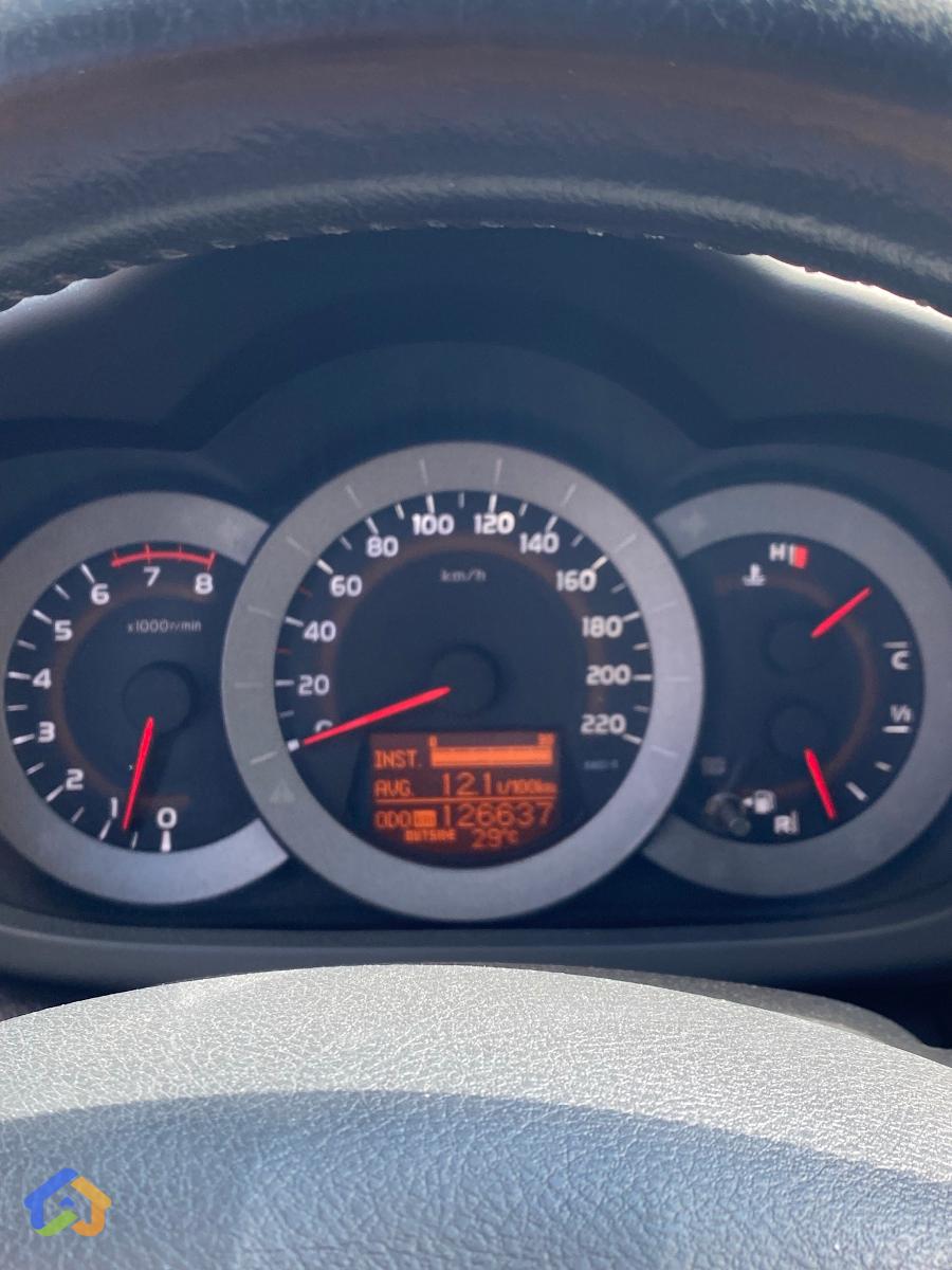 Toyota rav 4 - image 8