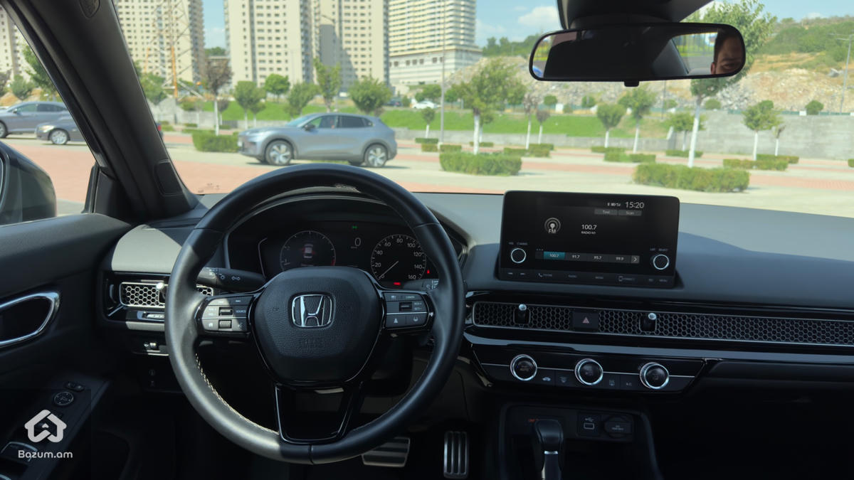 Honda Civic Sport - image 11