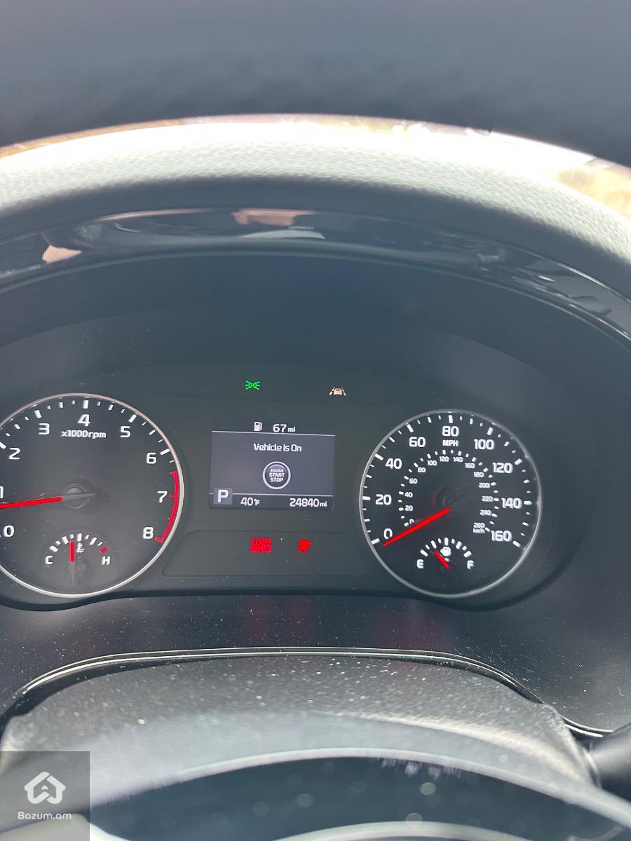 Kia Seltos - image 9