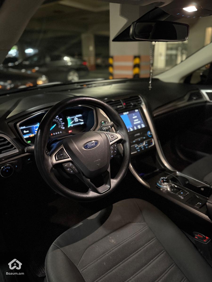 Ford Fusion - image 4