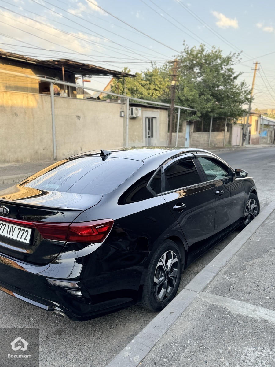 Kia Forte  - image 4