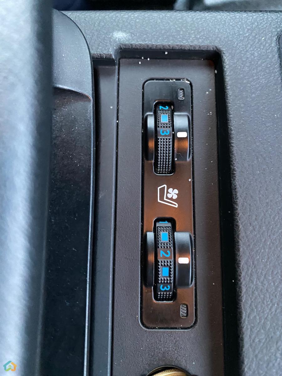 Lexus rx 350 f-sport  - image 12