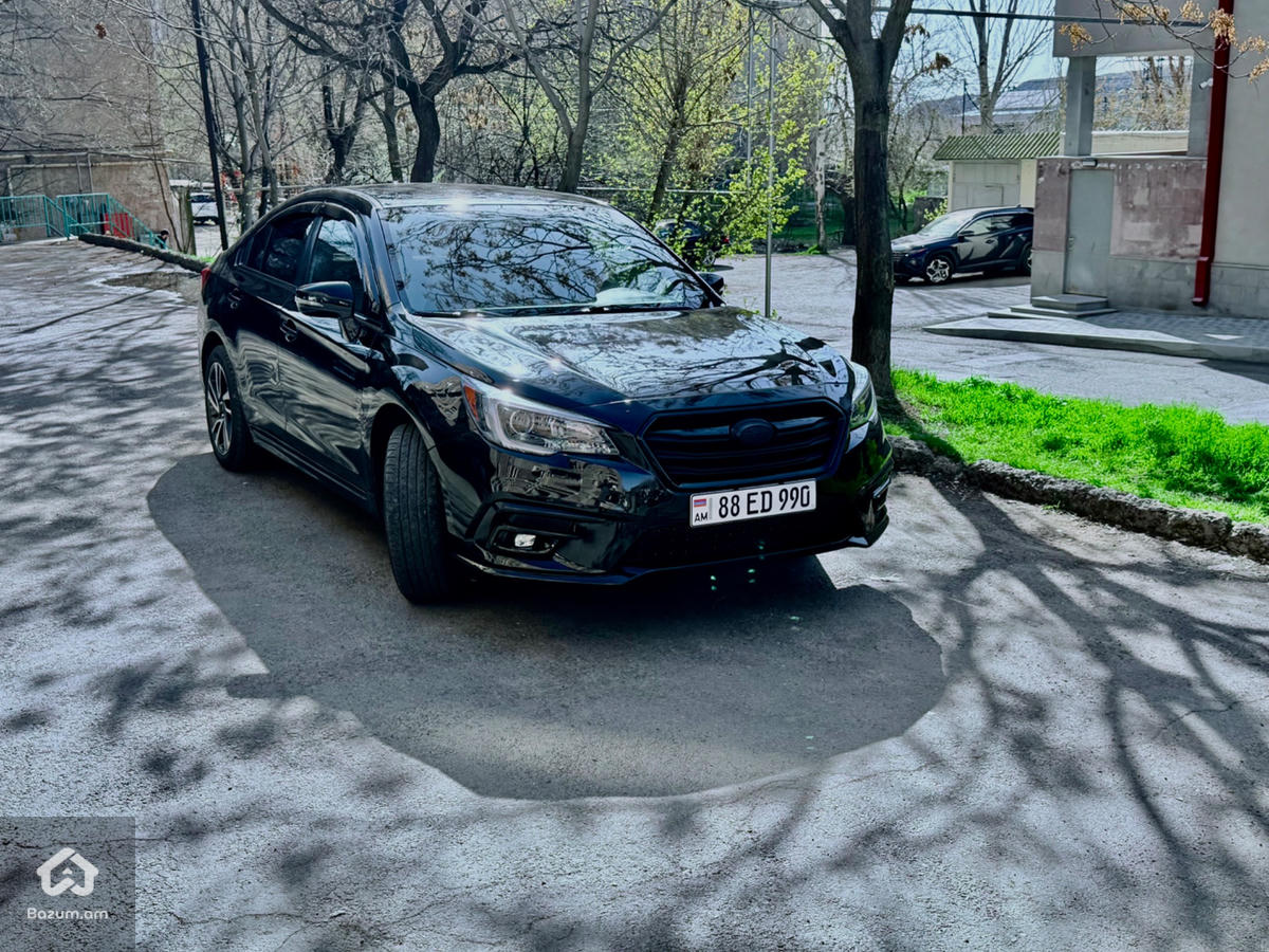 Subaru Legacy Sport - image 9