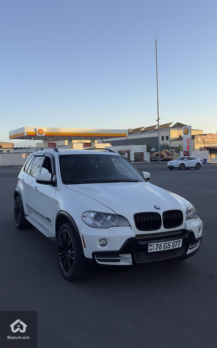 BamW X5 E70 - image 16