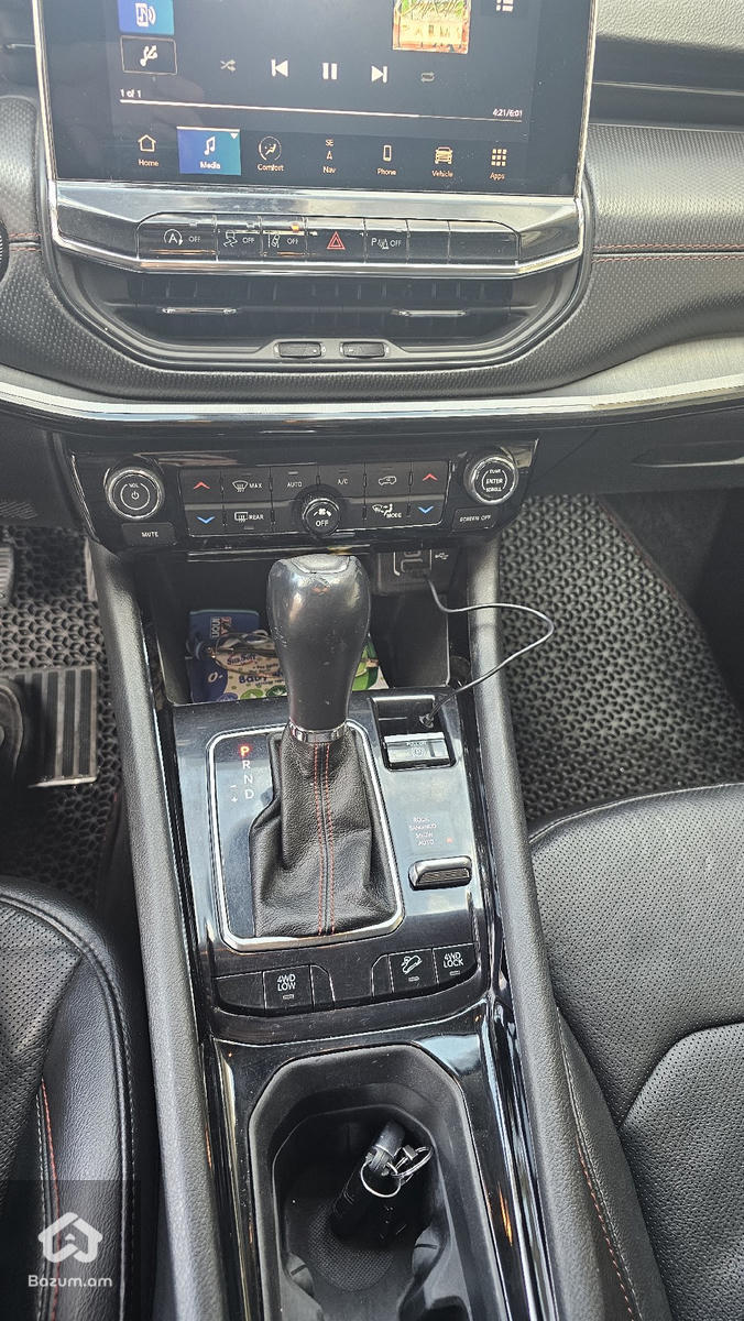 Jeep Compass Trailhawk  - image 9