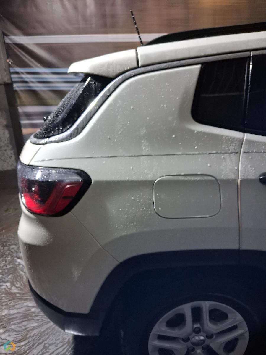 Jeep Compass  - image 6