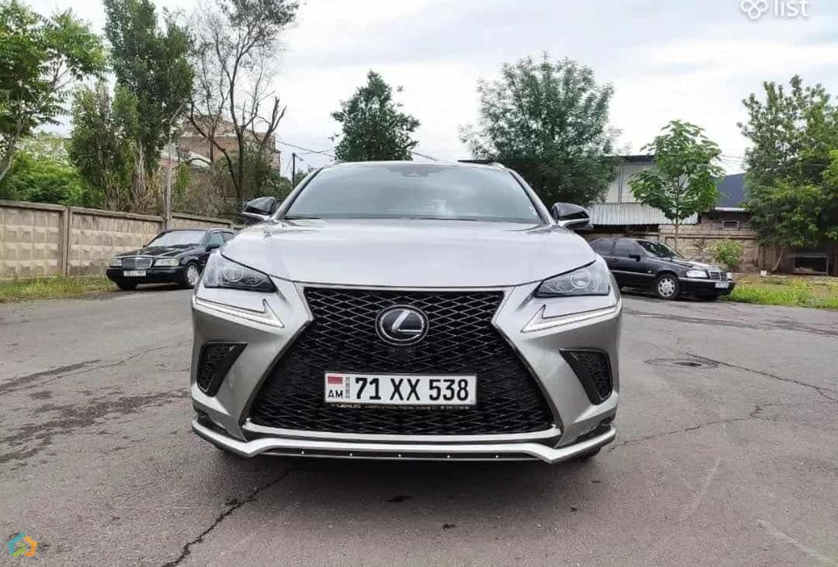 Lexus NX 300 - image 13