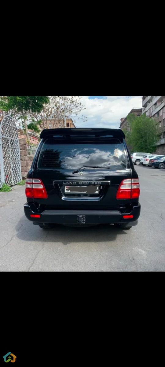 Land cruiser - image 4