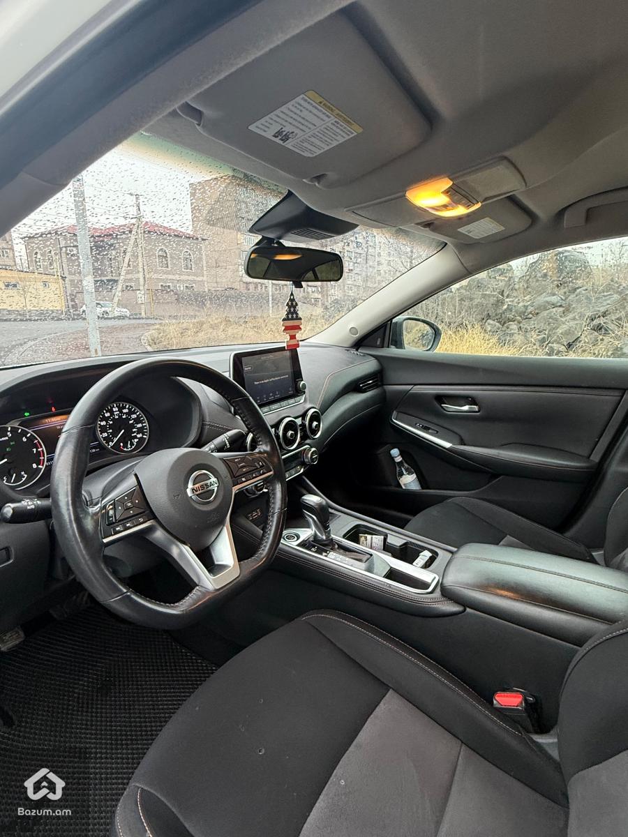 Nissan Sentra SR - image 7