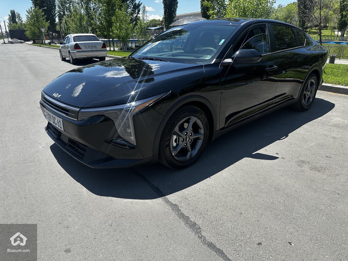 Kia k4 - image 3