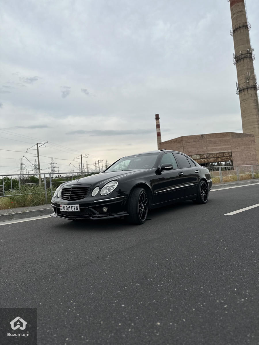 Mercedes - image 2