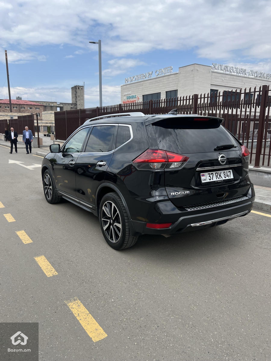 NISSAN ROGUE 2018 SL PREMIUM  - image 6