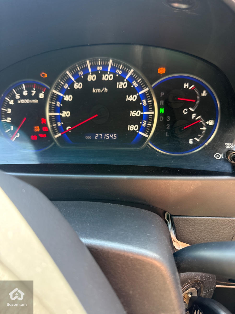 Toyota - image 12