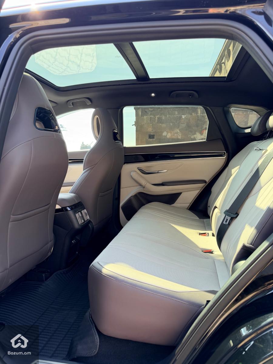 BYD Song Plus - image 9