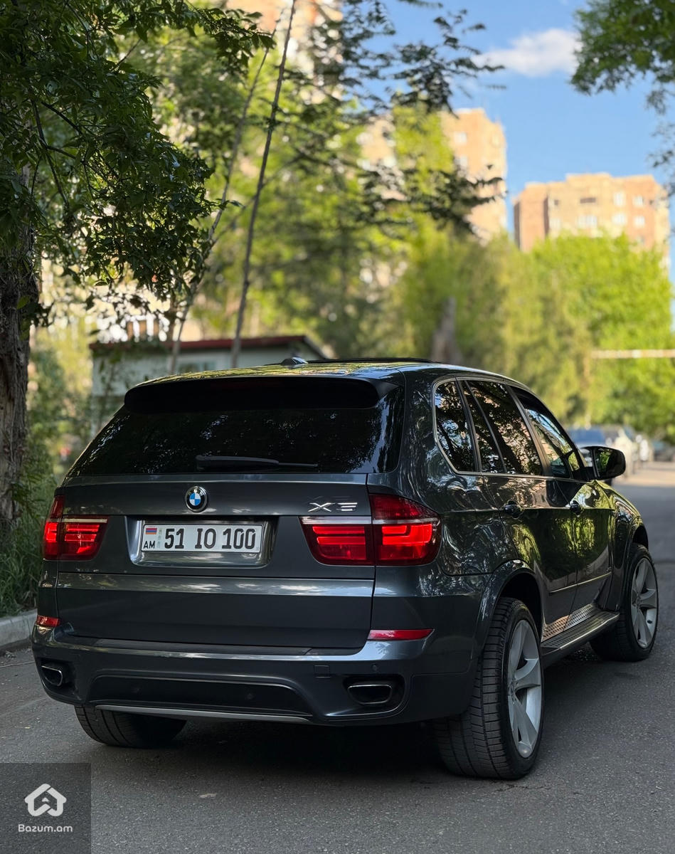 BMW X5 E70 - image 6