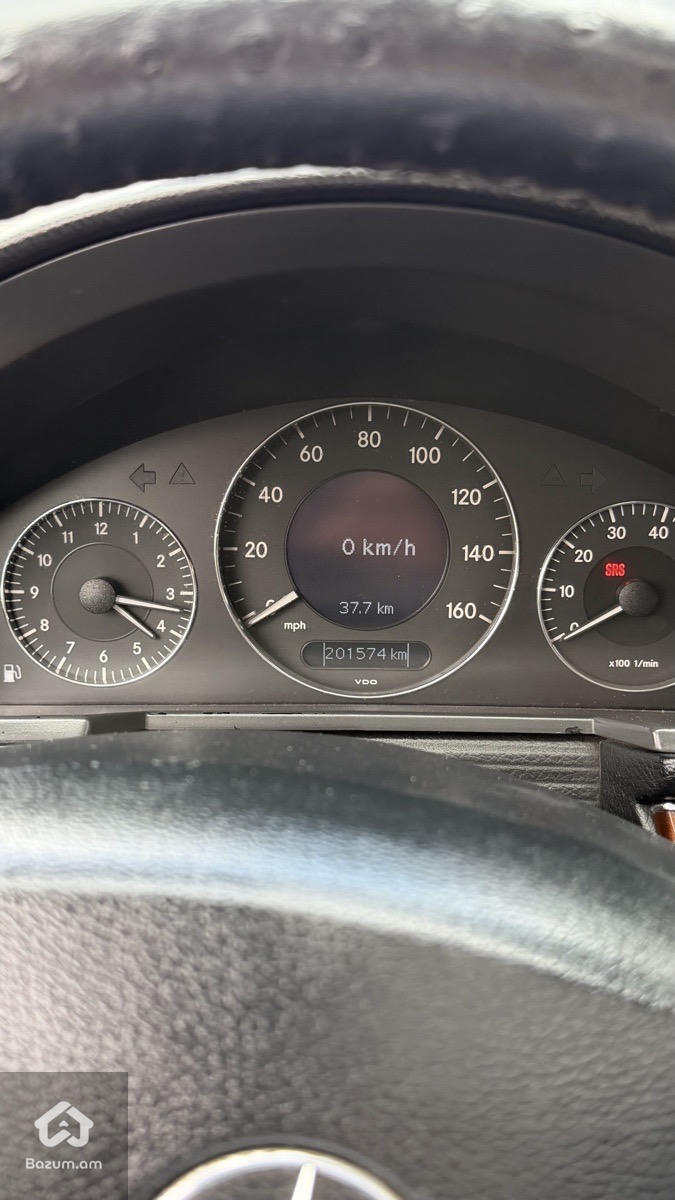 mercedes w211 - image 12