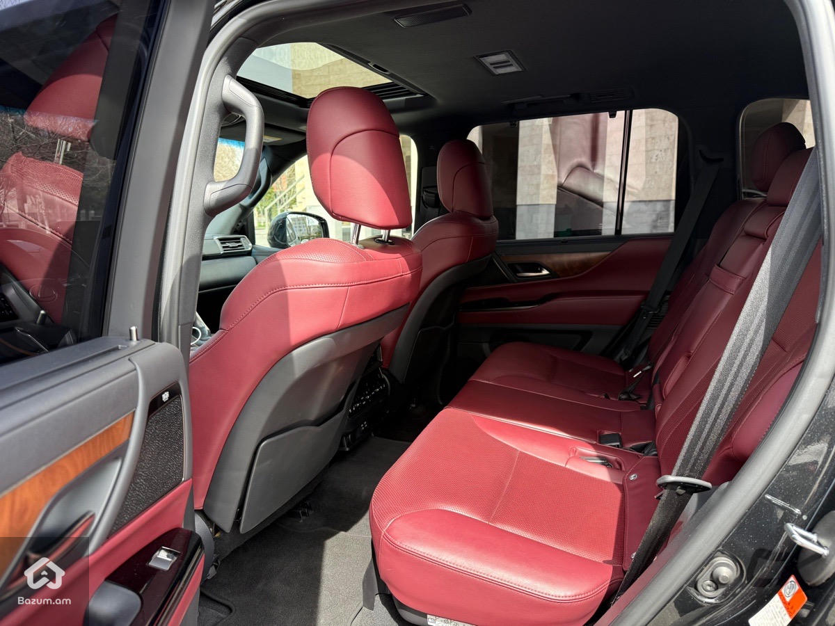 Lexus Lx500d  - image 7