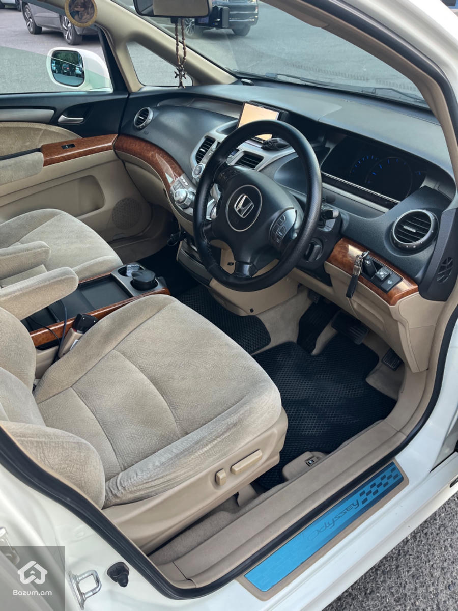 Honda Odyssey - image 5