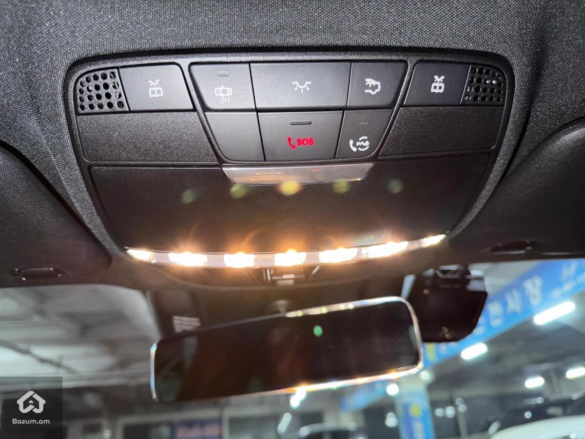 Mercedes Benz E350 AMG Line W213 - image 22