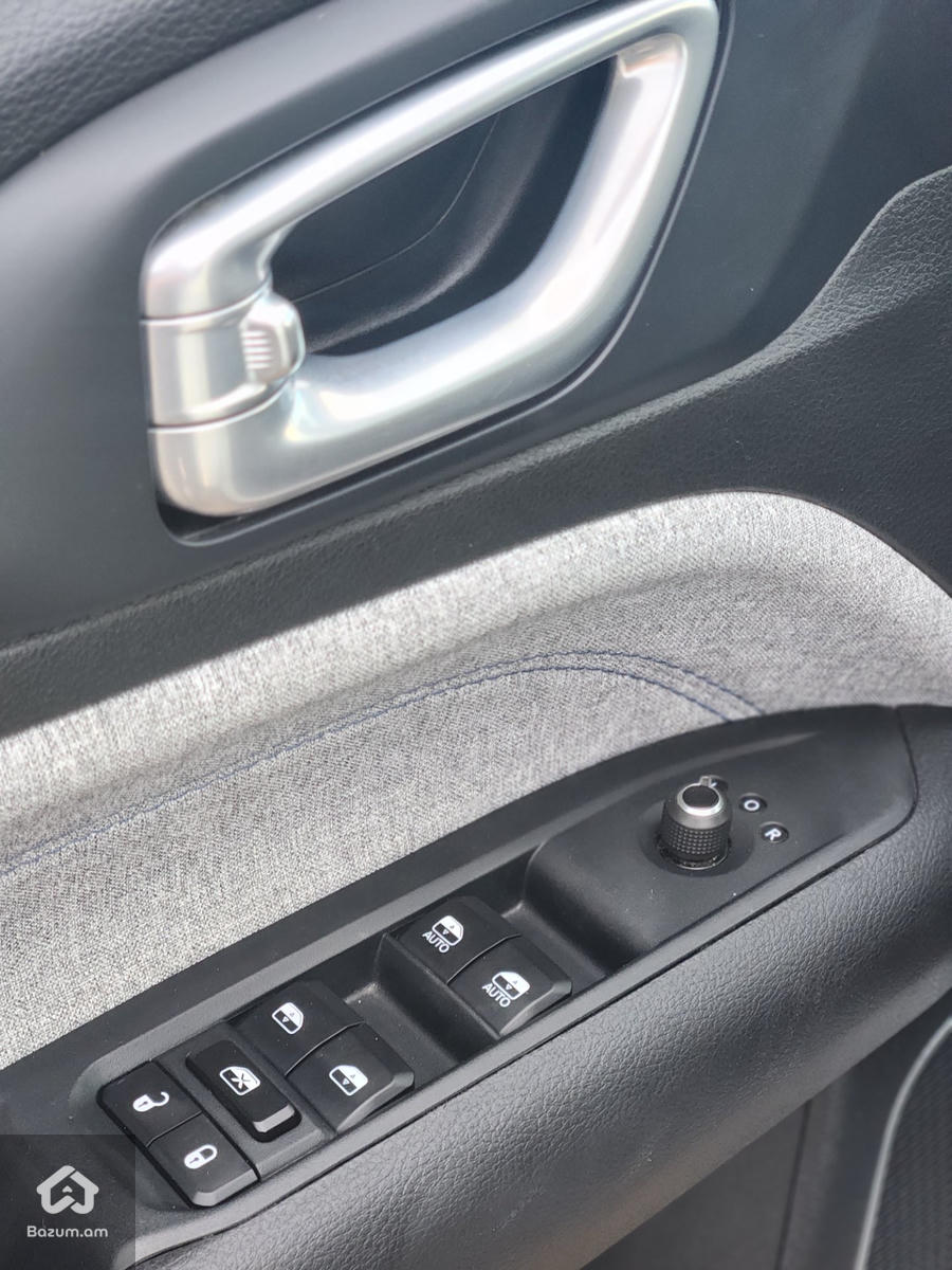 Jeep Compass  - image 7