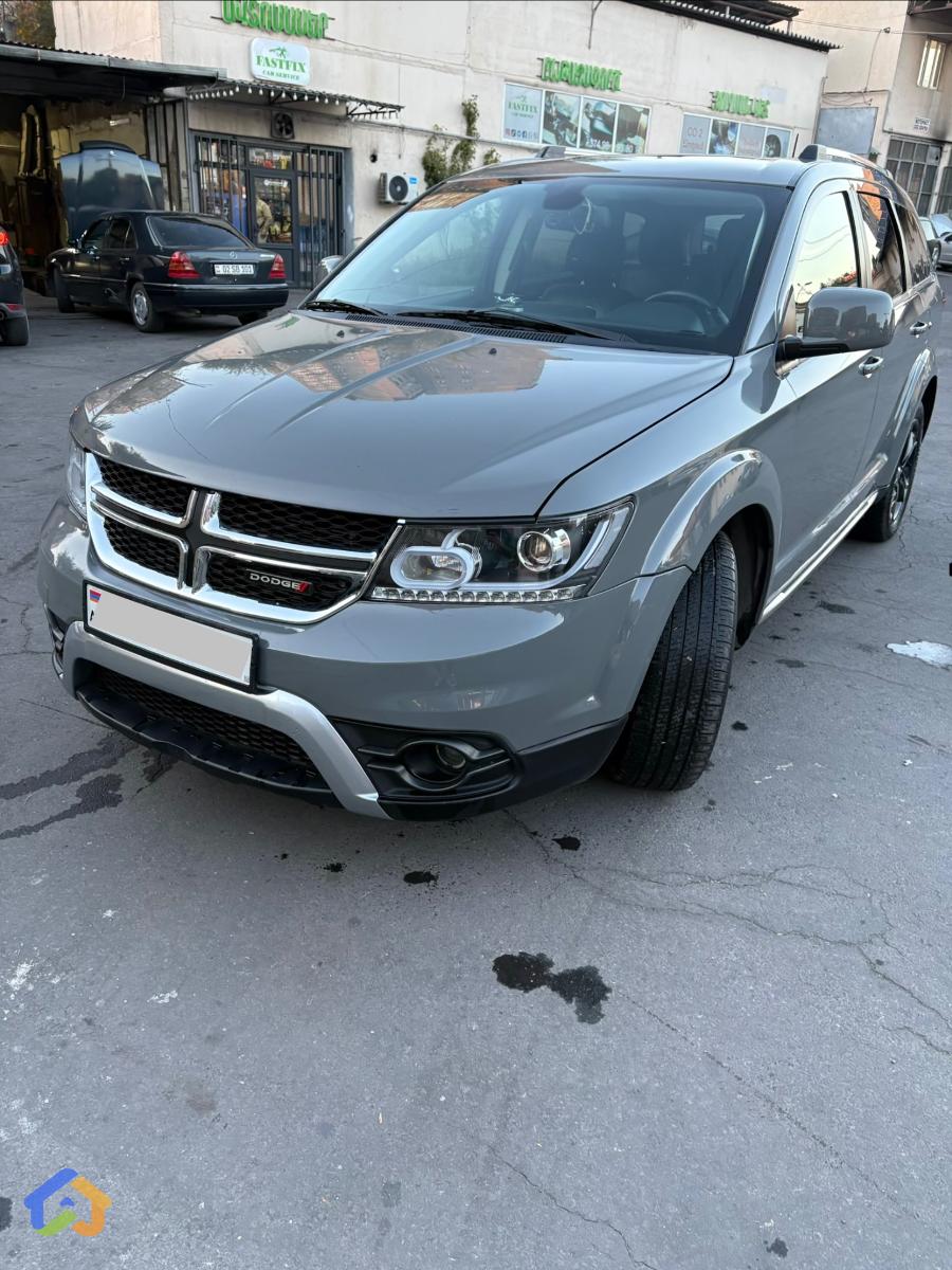 Dodge Journey Crossroad 2020 - image 1