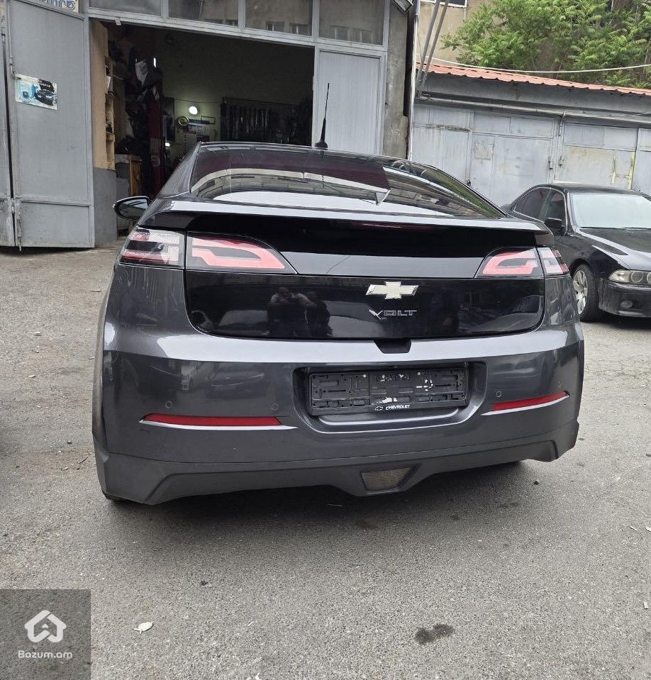 Chevrolet Volt - image 4