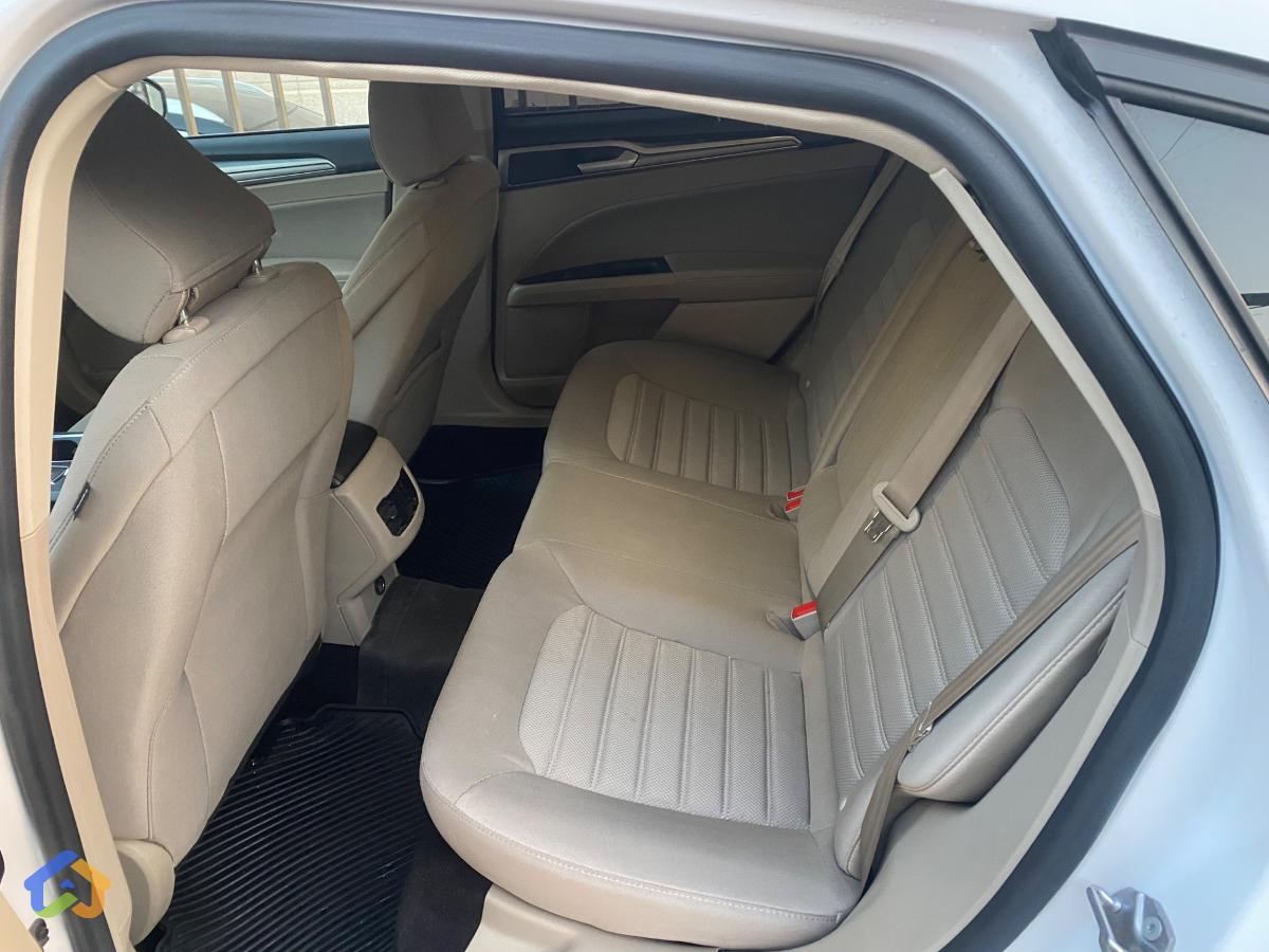 Ford fusion 2020 - image 8