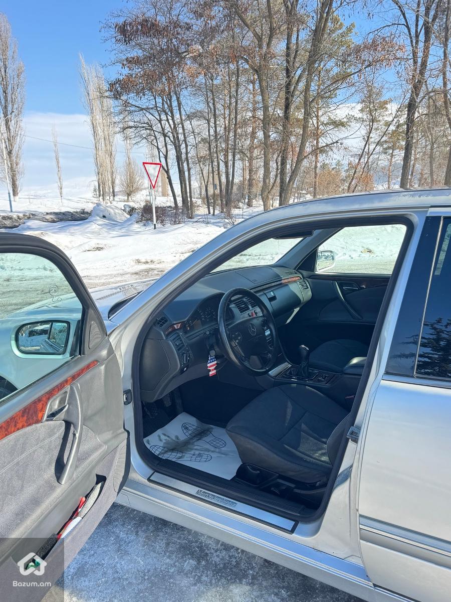 VACHARVUM E  - image 11