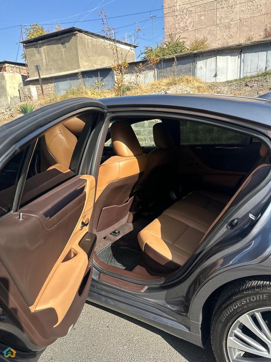 Lexus ES, 2.5 լ, հիբրիդ, 2021 թ. - image 8