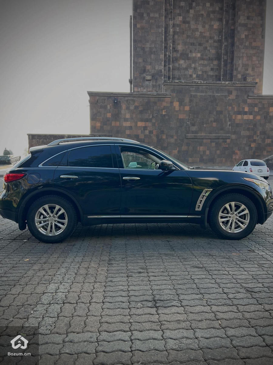 Infiniti - image 3
