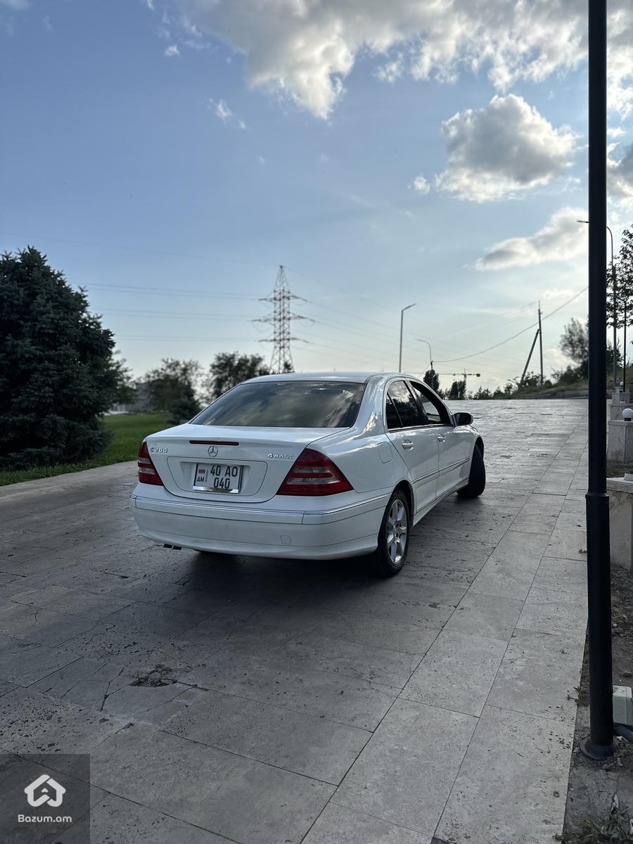 Mercedes Benz C280 4matic - image 4