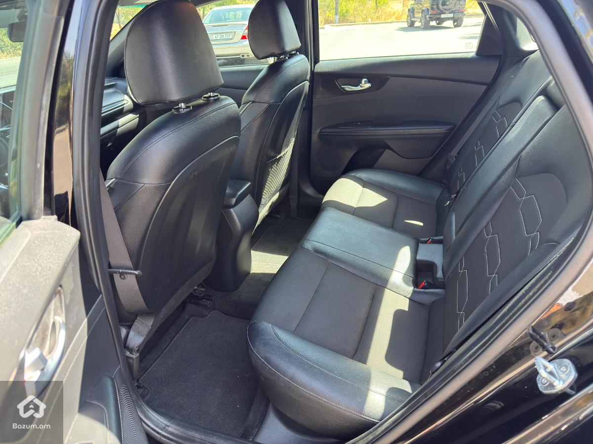 Kia Forte 2021 Gt Line - image 9