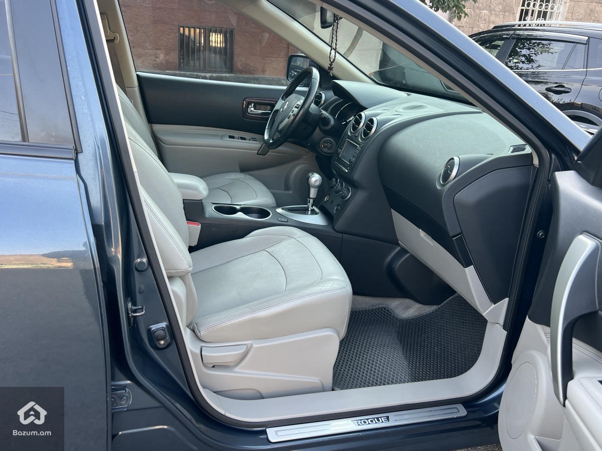 Nissan Rogue  - image 12