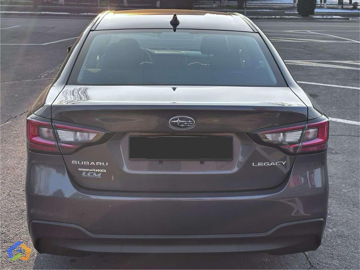 Subaru Legacy - image 4