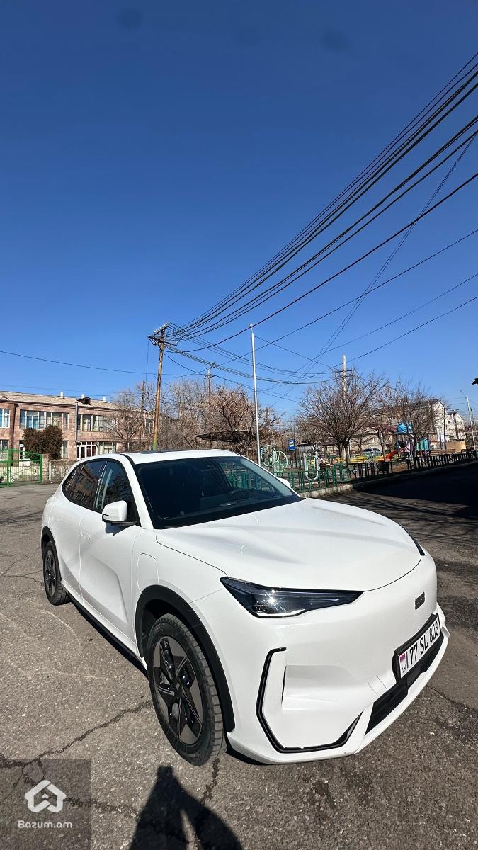 GEELY GALAXY E5 - image 4