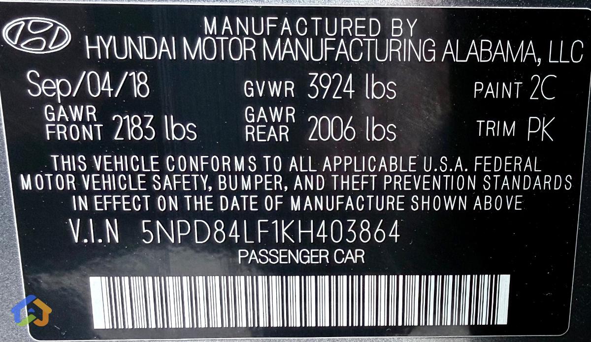 Hyundai Elantra - image 17