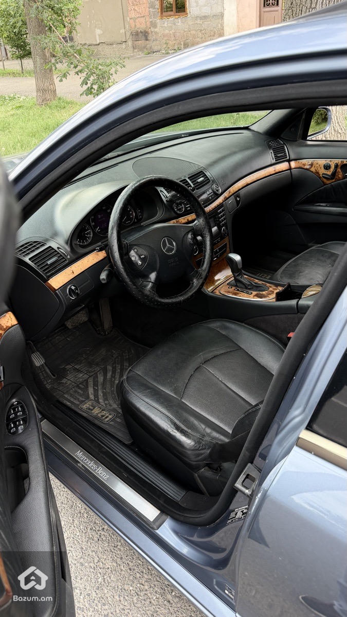 mercedes w211 - image 3